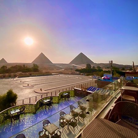 Tut Pyramids View Hotel Kafret el-Gabal Eksteriør billede
