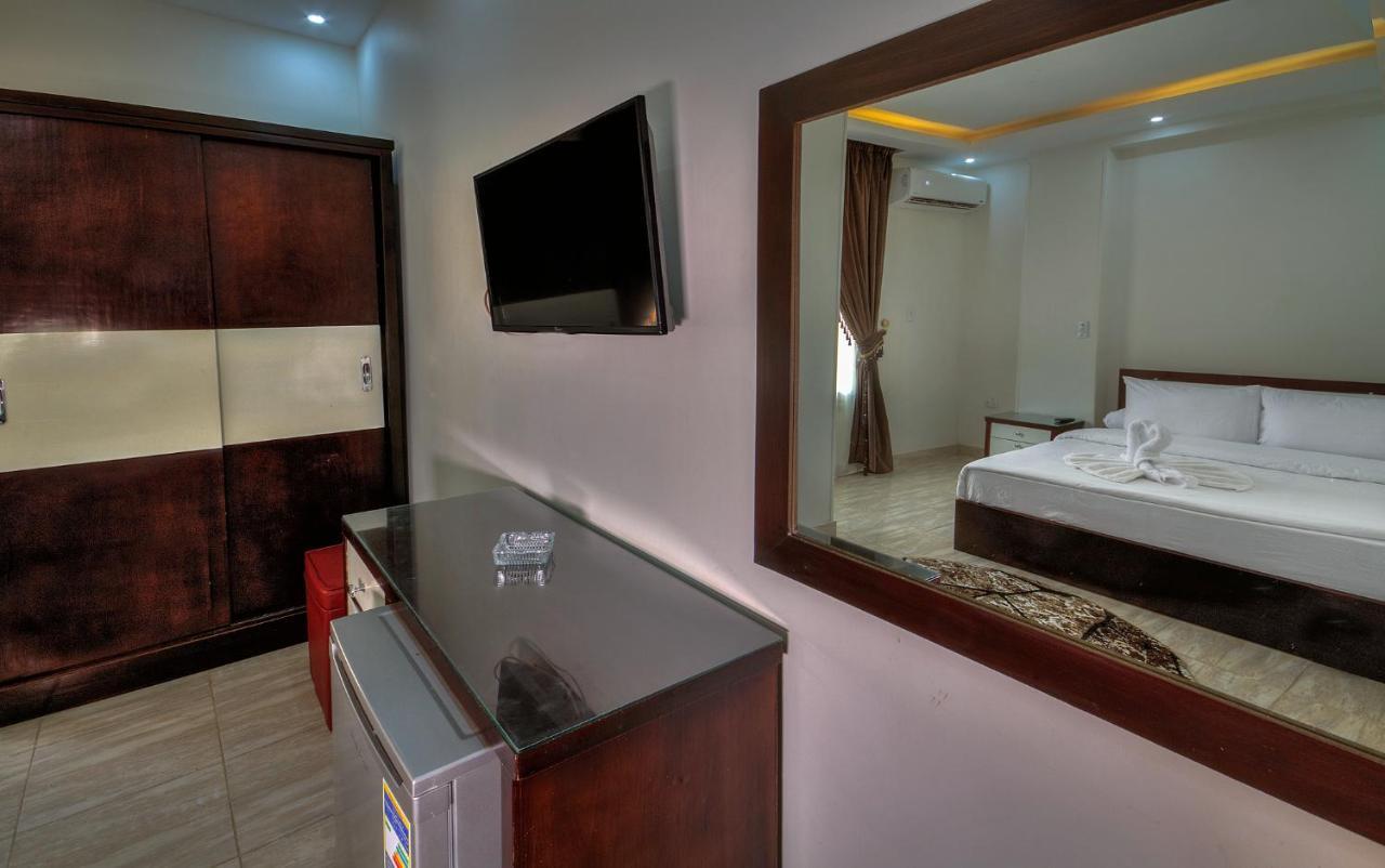 Tut Pyramids View Hotel Kafret el-Gabal Eksteriør billede