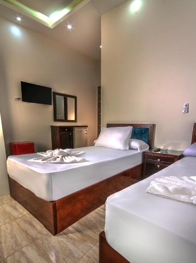 Tut Pyramids View Hotel Kafret el-Gabal Eksteriør billede