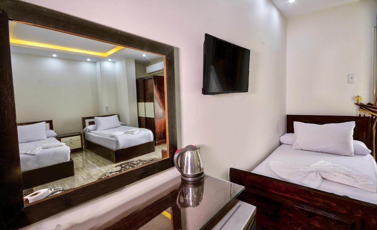 Tut Pyramids View Hotel Kafret el-Gabal Eksteriør billede