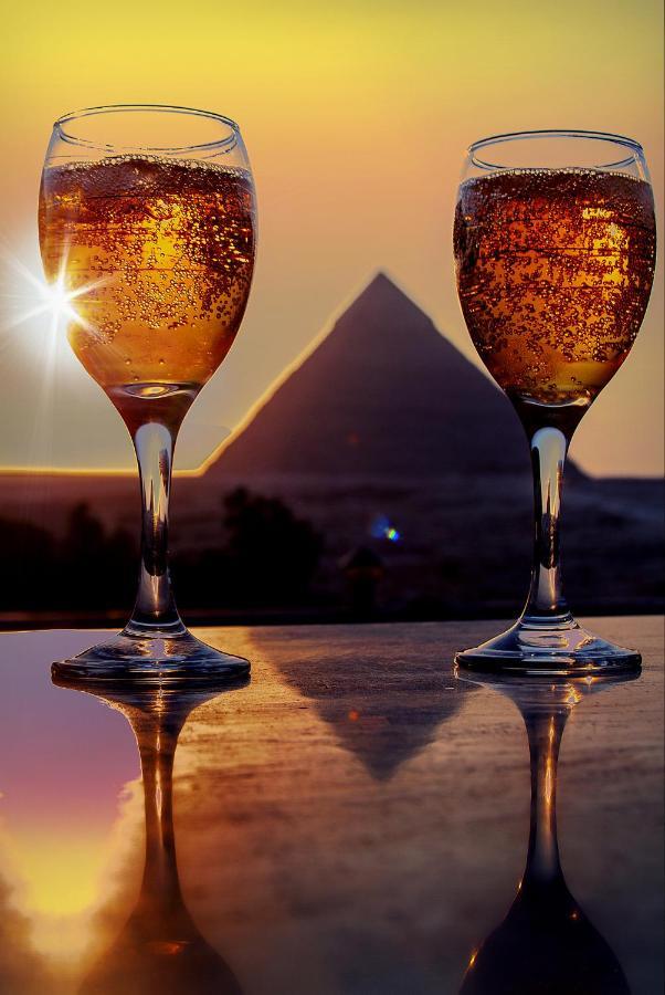 Tut Pyramids View Hotel Kafret el-Gabal Eksteriør billede