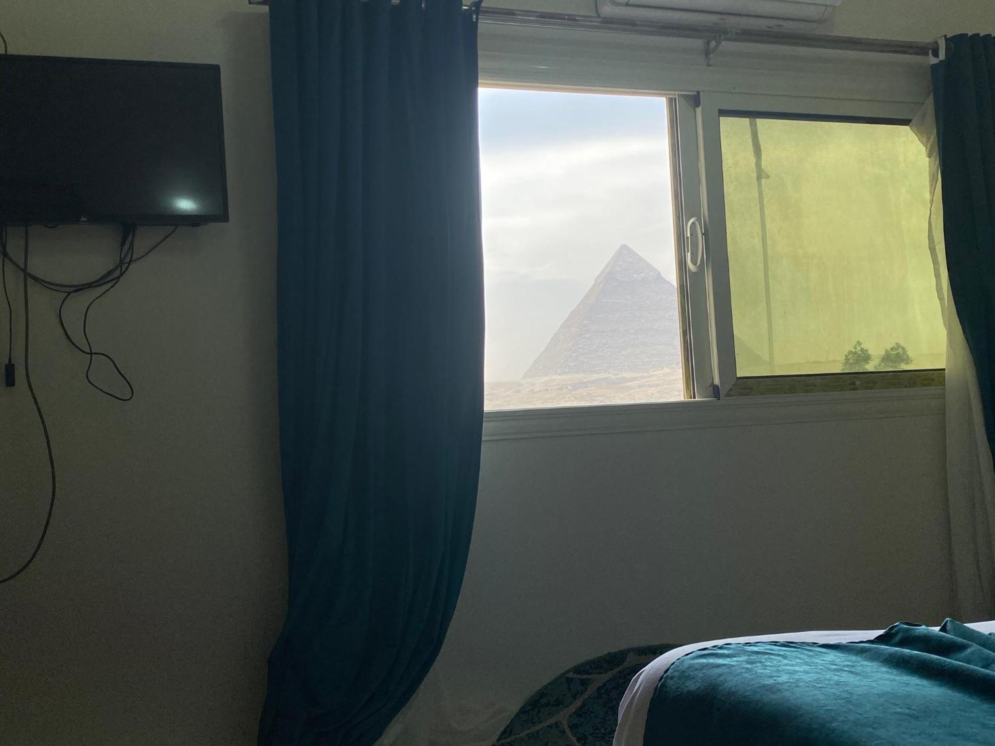 Tut Pyramids View Hotel Kafret el-Gabal Eksteriør billede